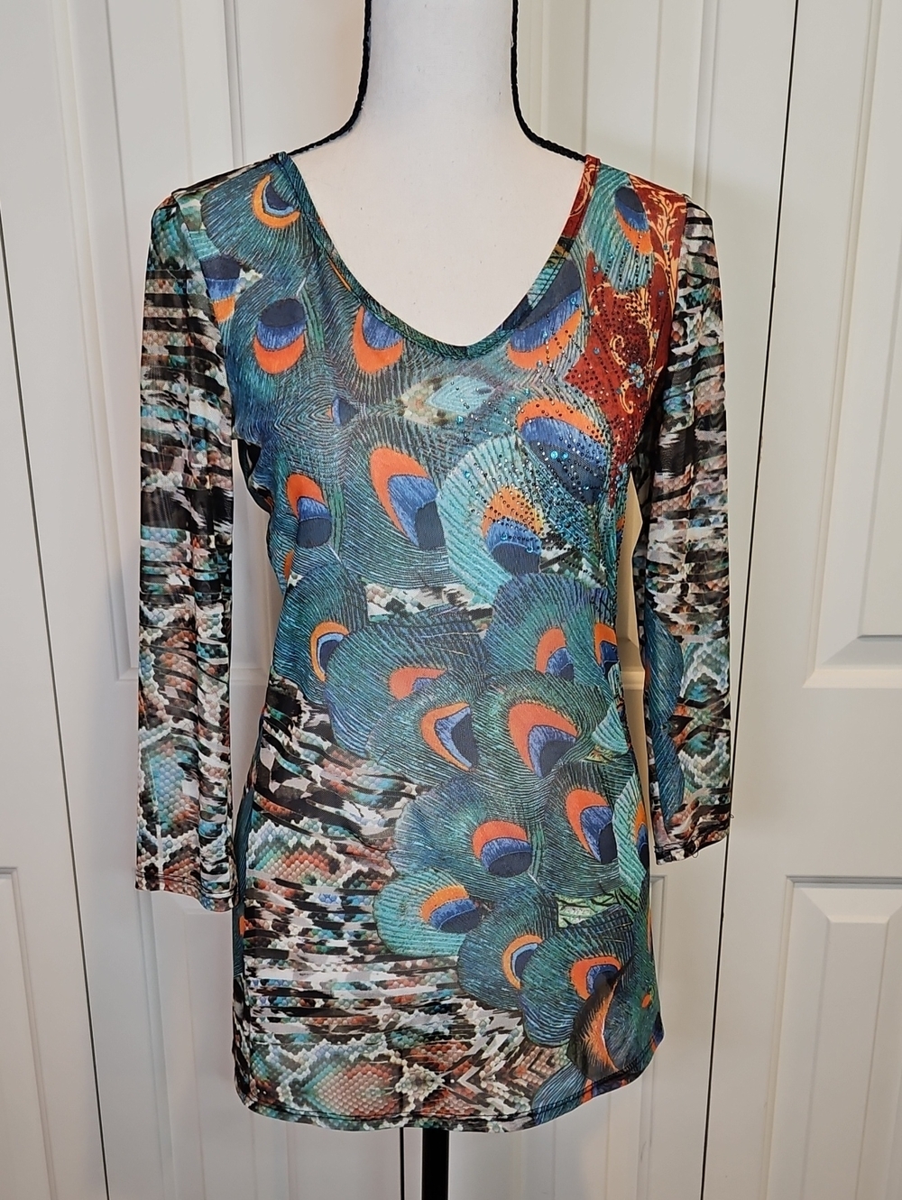 Mesmerize Peacock Print Long Sleeve Tunic - Teal & Orange Accents S